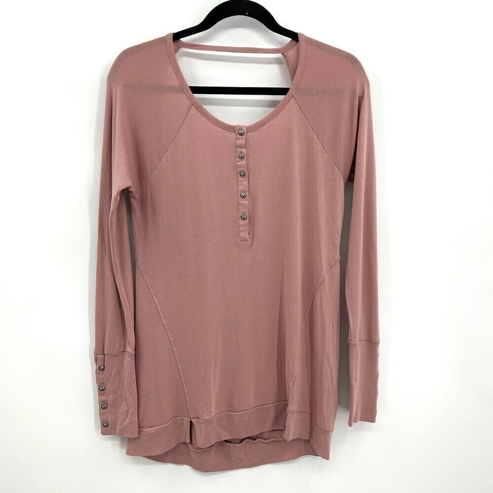 NWT CHASER Rose Pink Henley Open Back Long Sleeve Comfy Shirt Top Size Medium